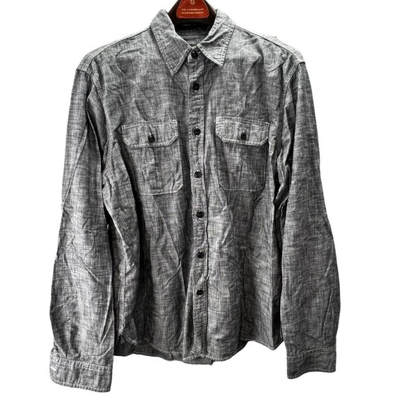Eddie Bauer Classic Fit Button Up Shirt size L Men Gray Chambray Long Sleeve - Picture 1 of 4